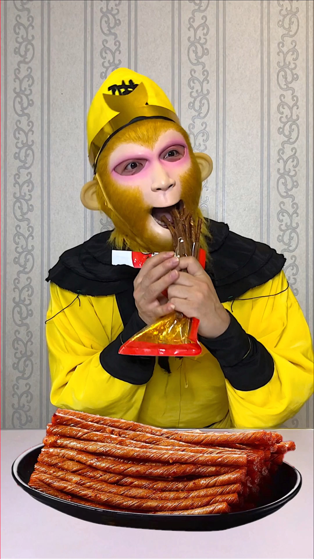 吃起来#孙悟空吃辣条2