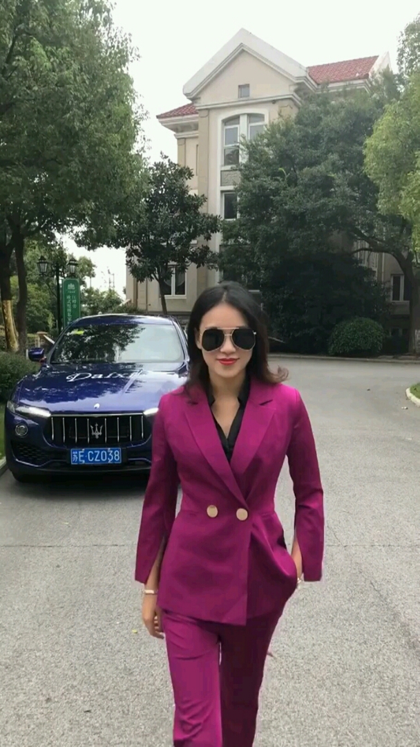 玛莎女总裁走出自行的步伐