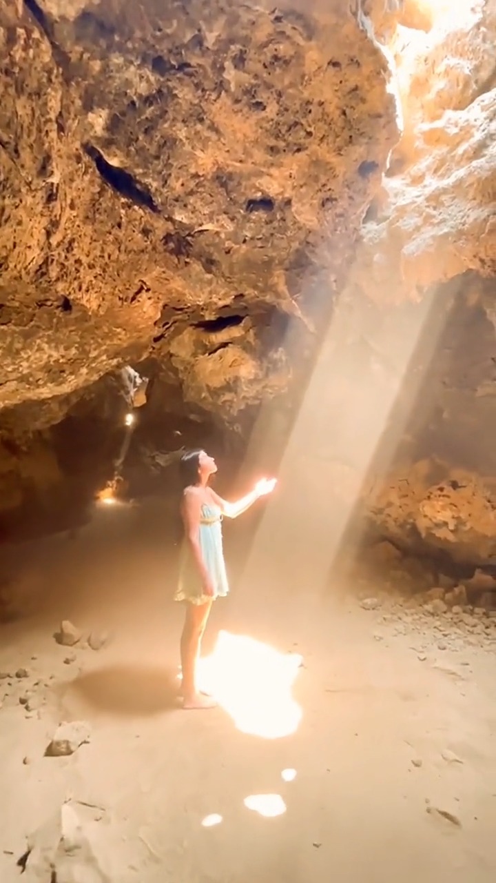 万物皆有裂痕,那是光照进来的地方,丁达尔效应能有多惊艳