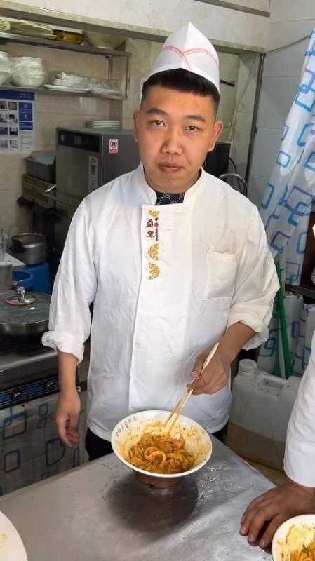 美食教程#今天做个凉皮,看老三明天咋卖得凉皮