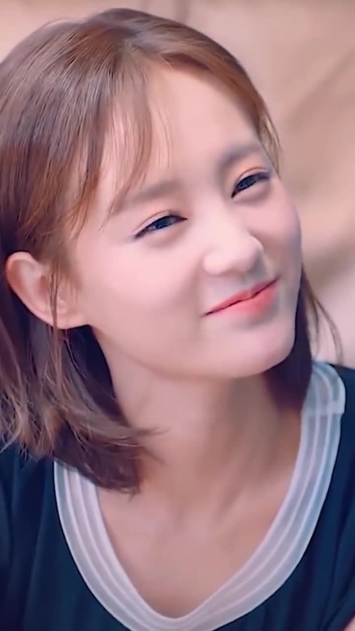 亚洲最美女神,可盐可甜,调皮可爱.