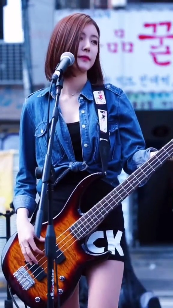 初闻此曲不知曲中意,再听已是曲中人智仁夜空中最亮的星