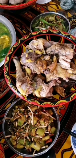 美味彝族餐