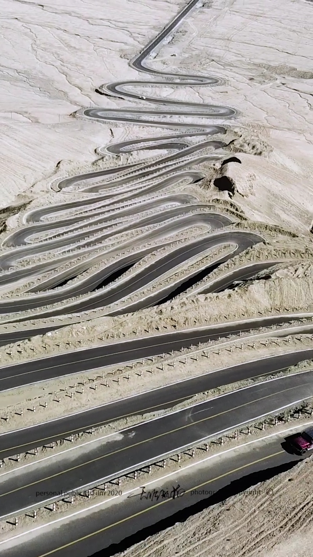 全民请你去旅行#新疆帕米尔高原上的盘山公路,全程超过600个s弯道