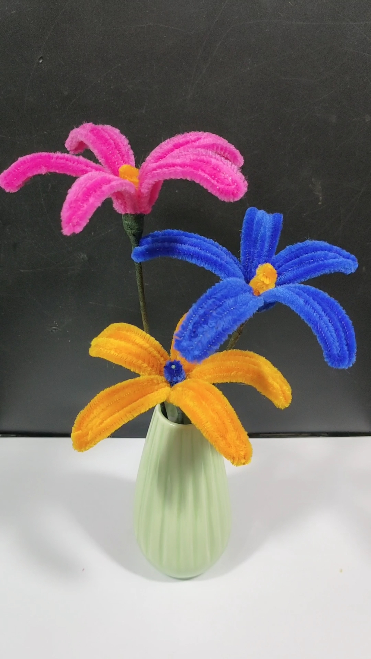 创意手工:扭扭棒的做法,有喜欢的吗?