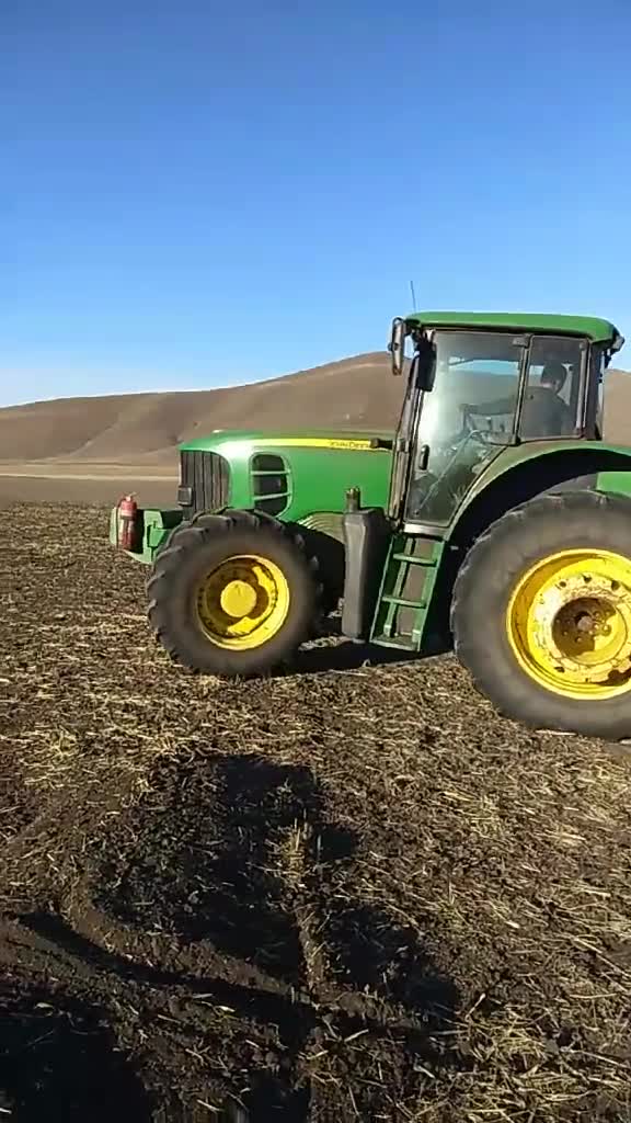 迪尔1654旋耕作业!