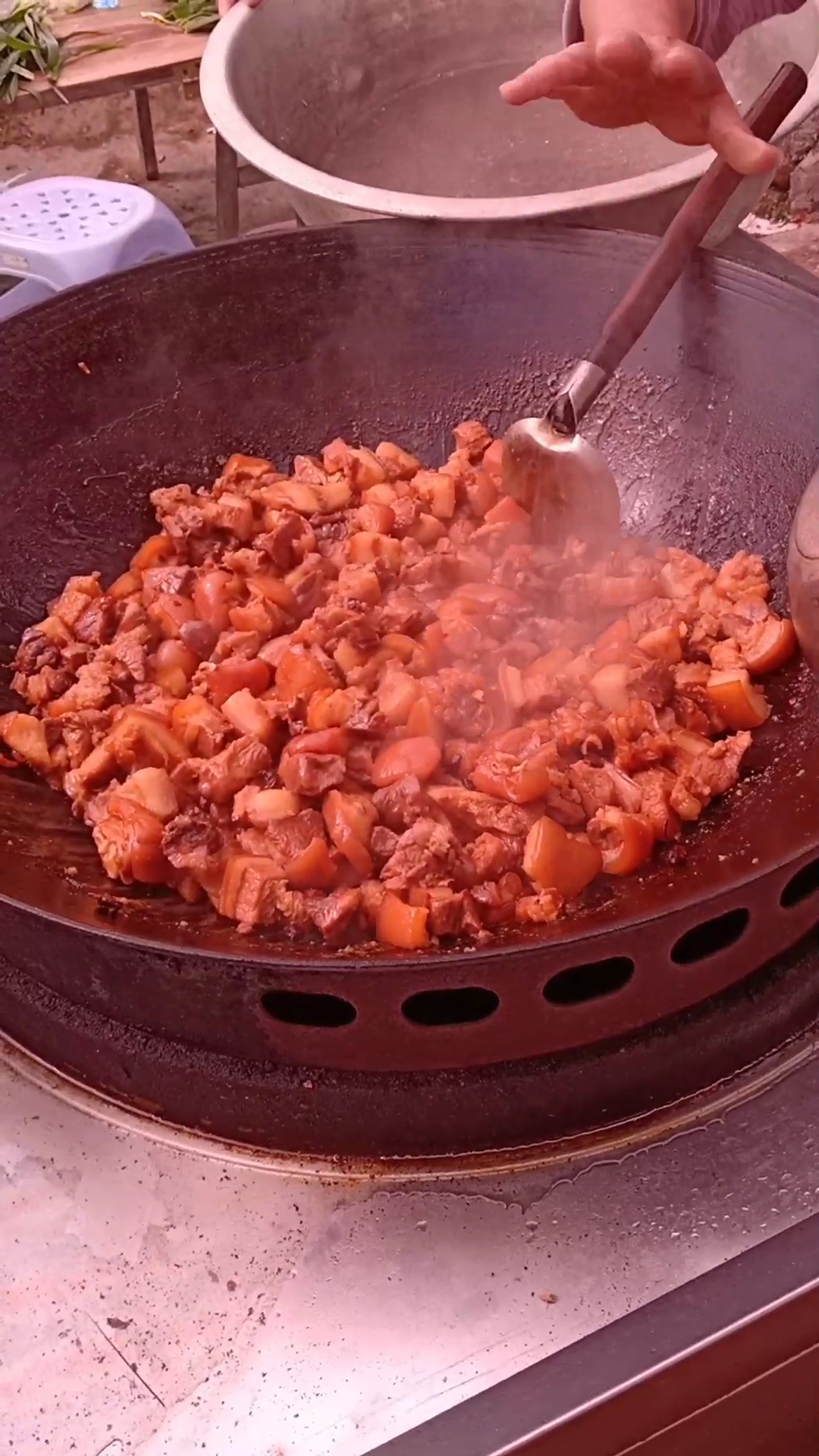 红烧肉出锅,大锅煮的超好吃