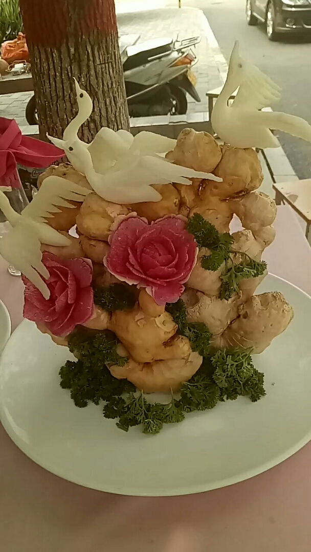 纯手工蔬菜雕花