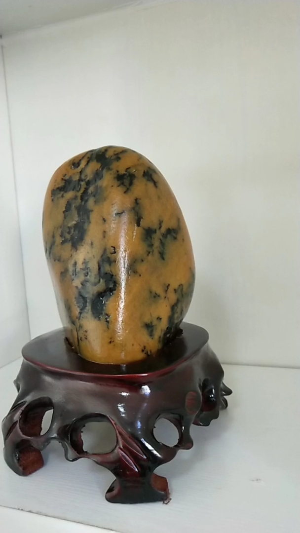 新疆金丝玉国画石