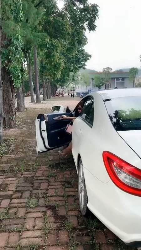 不嫌弃我的话坐标发我我开车去接你我在新会你喜欢新会特产陈皮吗我