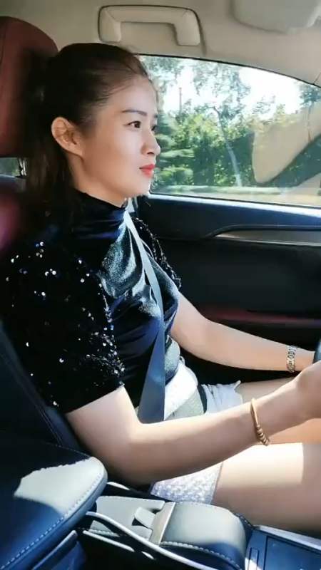 老娘认定的男人,不管他多穷,我陪他打天下,不管有多苦,我陪他同甘共苦