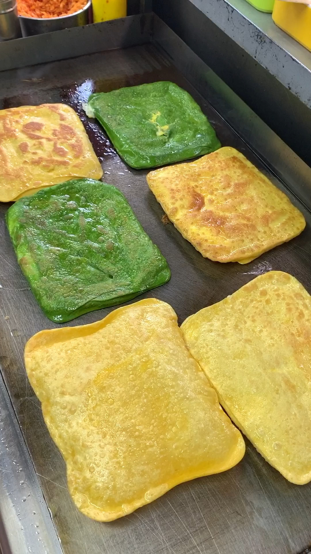 小兄弟鸡蛋灌饼#最后一锅果蔬饼