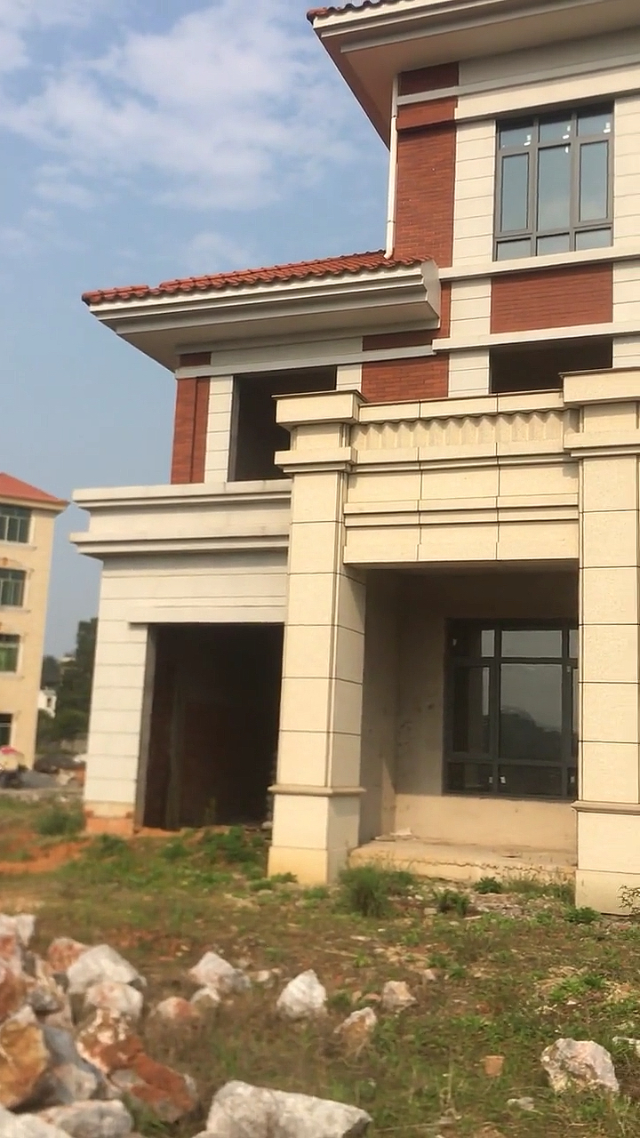 为爱回家#老家用海容模块建的别墅