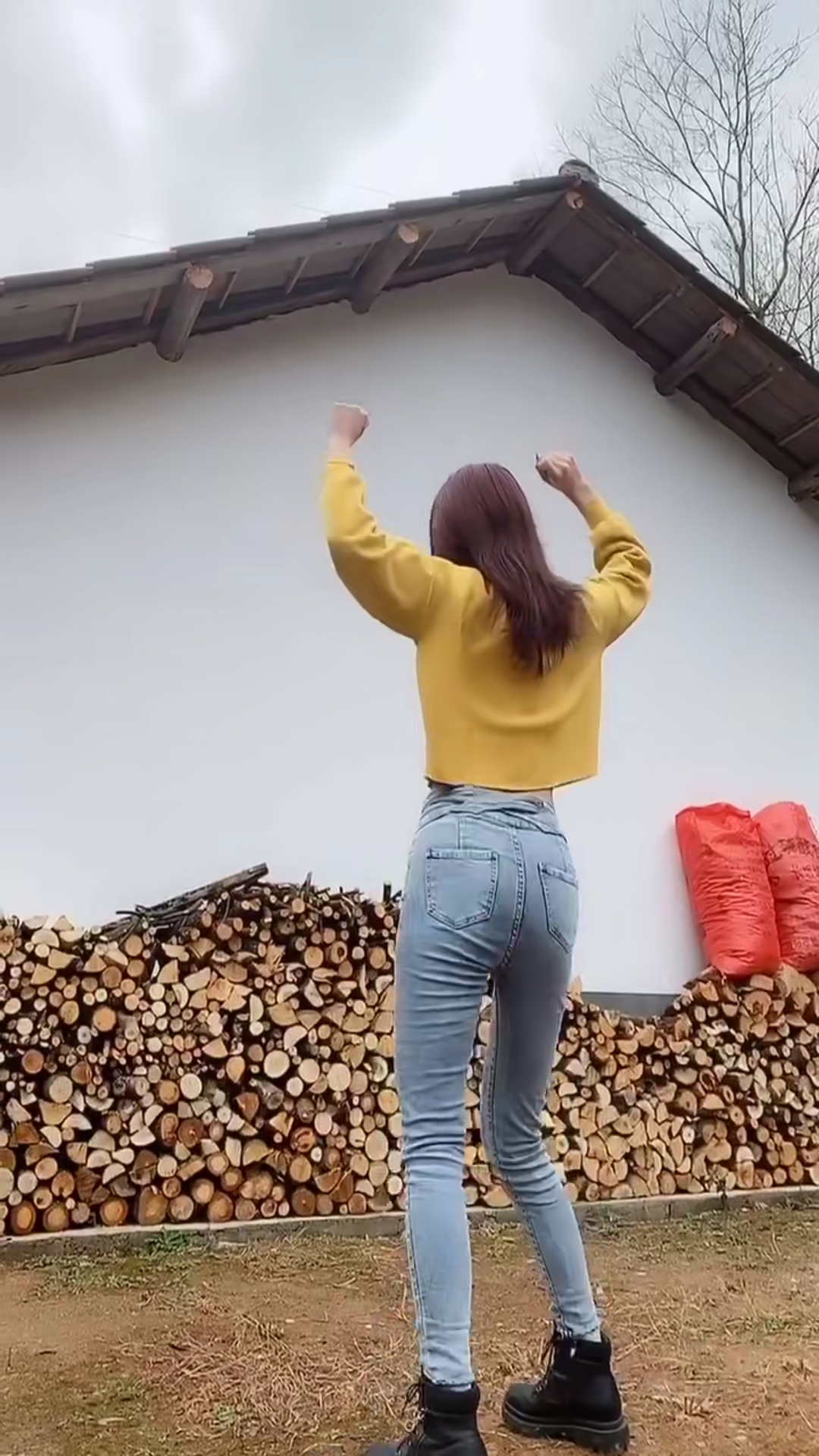 性感美女#背影杀手后背摇