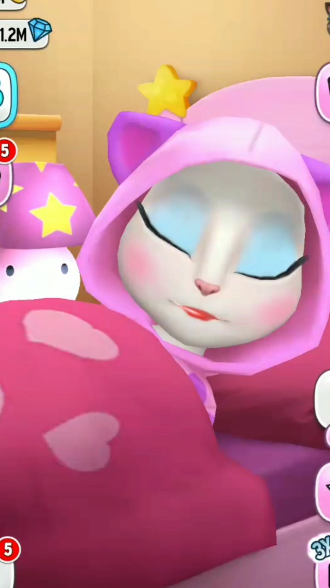 安吉拉玩一天啦!累啦!睡觉啦!