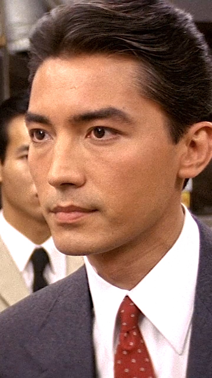 高清60帧#尊龙这不叫帅,这叫冷峻优雅.