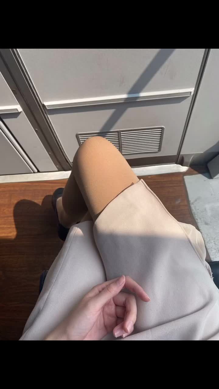 空姐的脚好看吗看完你就知道了