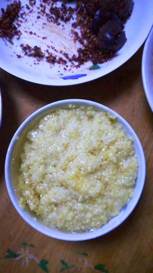 都是穷人吃的饭菜呀!