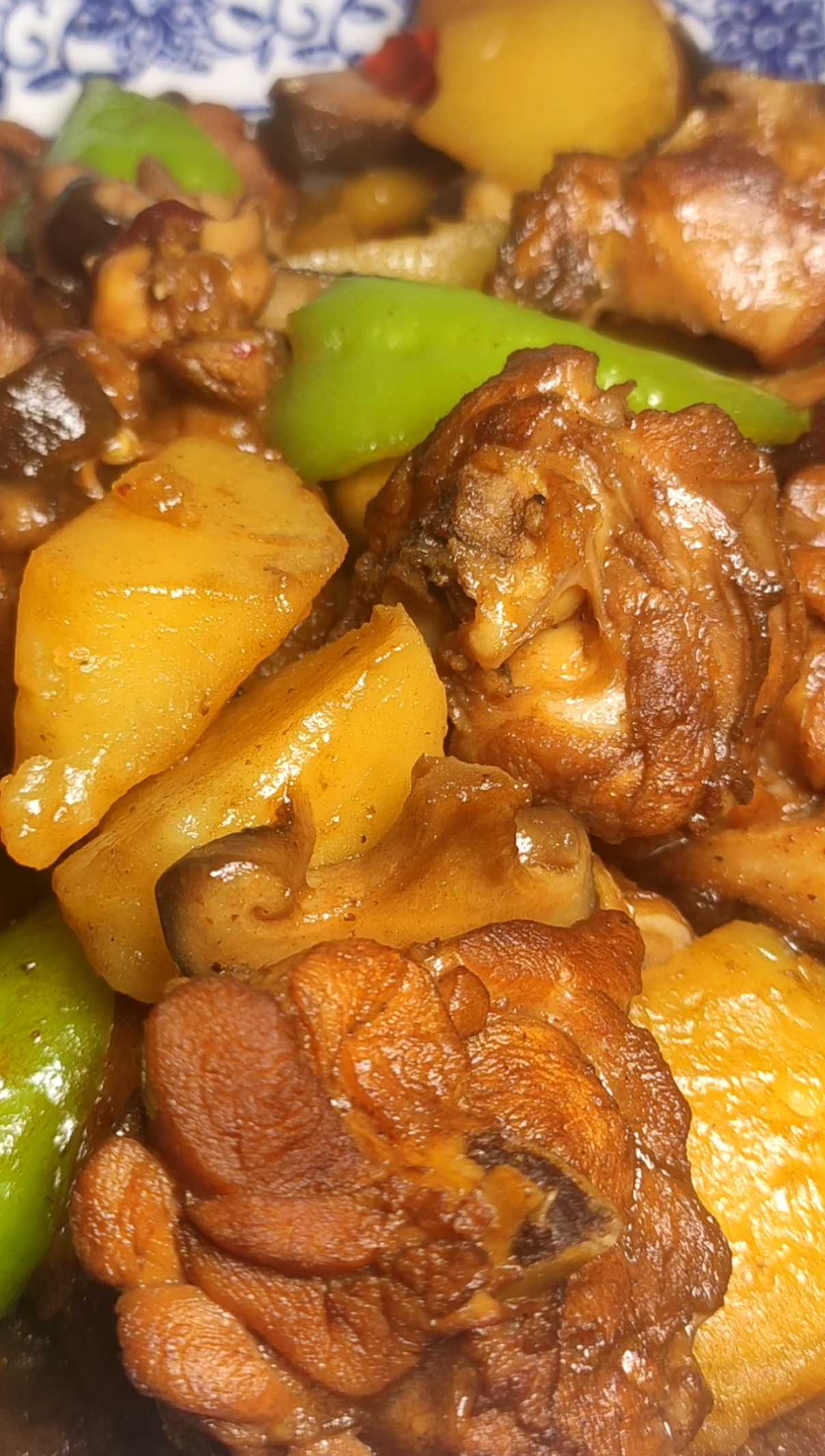 美食#家庭版黄焖鸡这样做,老下饭了!