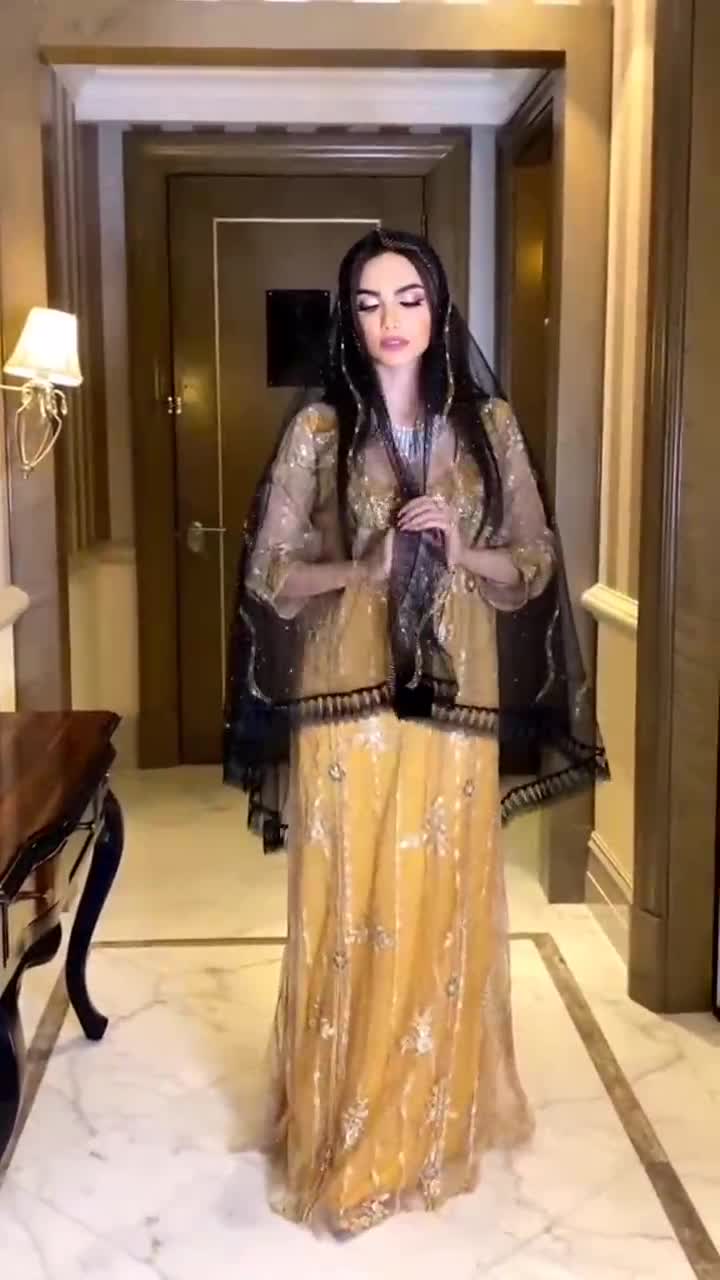 头顶一块布天下我最富#沙特阿拉伯#美女#迪拜#异国风情#气质女神