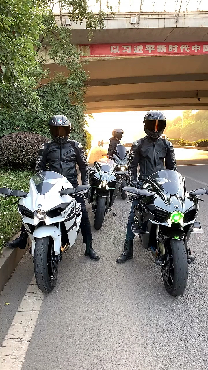 川崎h2#一个月工资 骑川崎h2