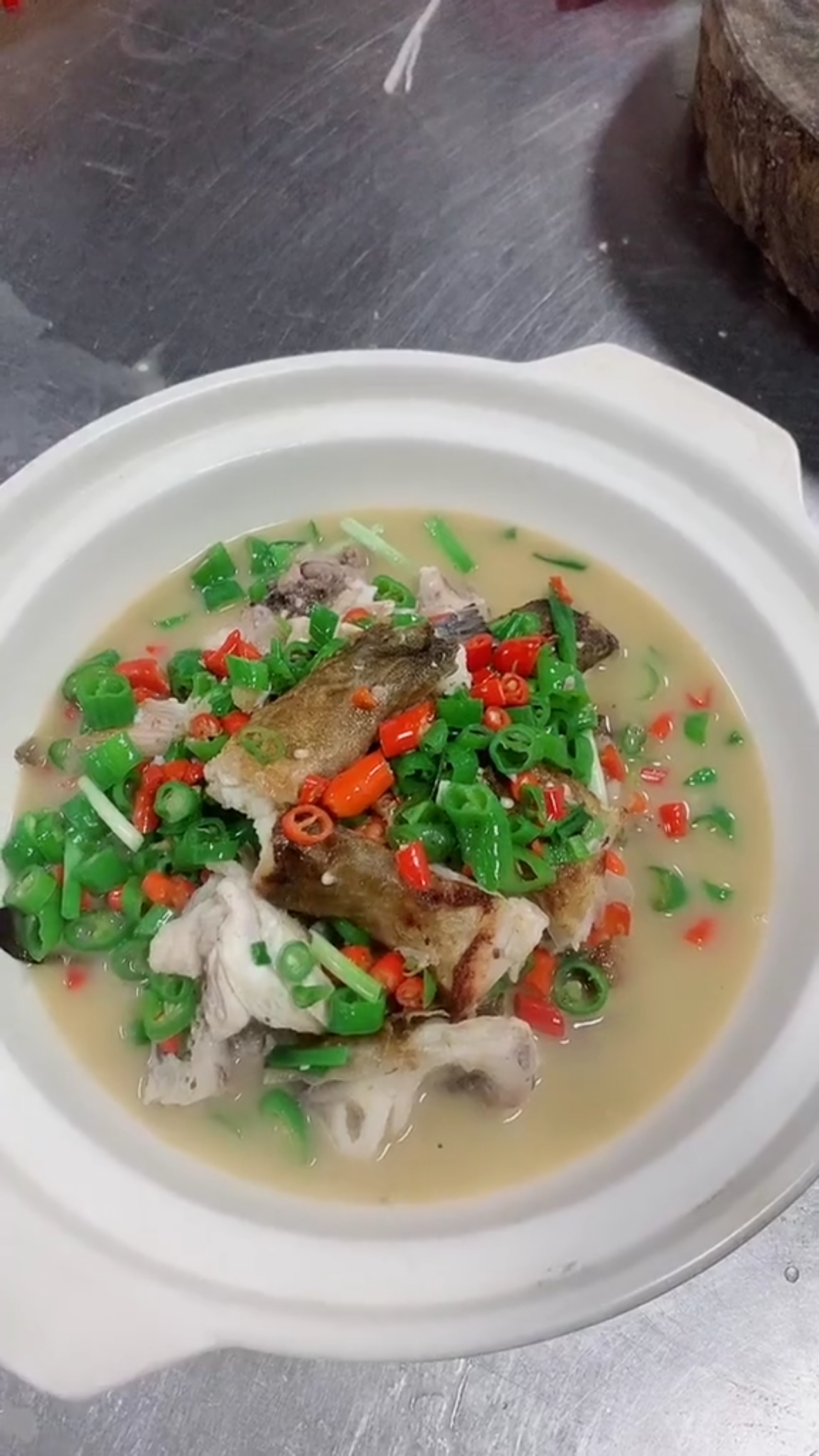 美食记#小时候奶奶做大块鱼都不刮鳞,不抠鱼腮的.你们吃过吗