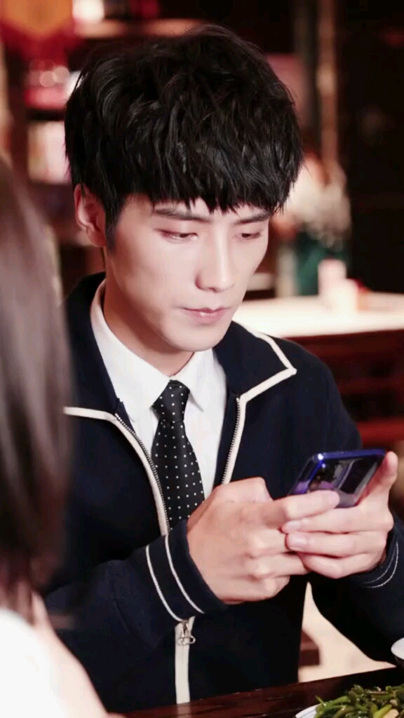 冷酷的背后其实……让我哭会@恋与白侍从 @恋与川