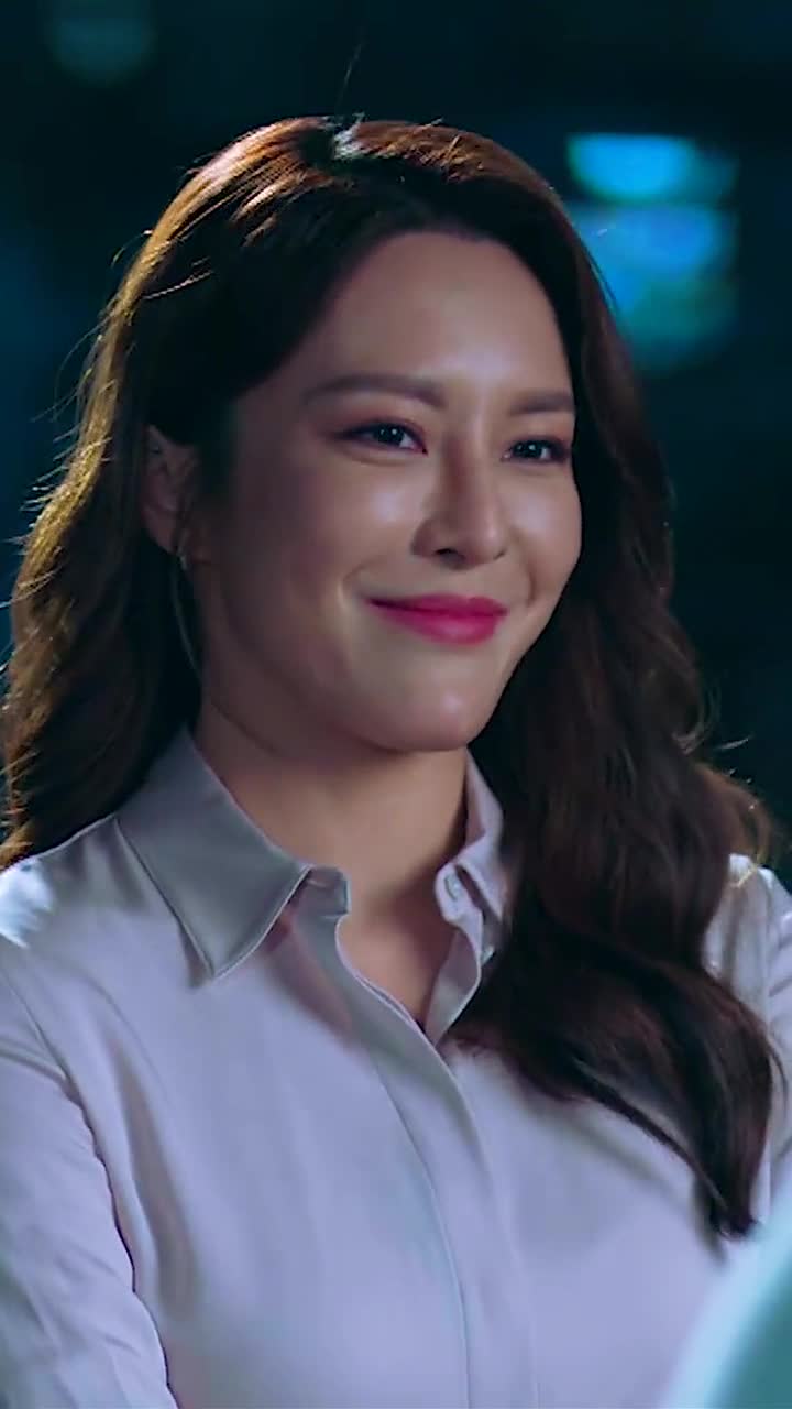 发现一个笑的超美的小姐姐#张曦雯#盲侠大律师2020