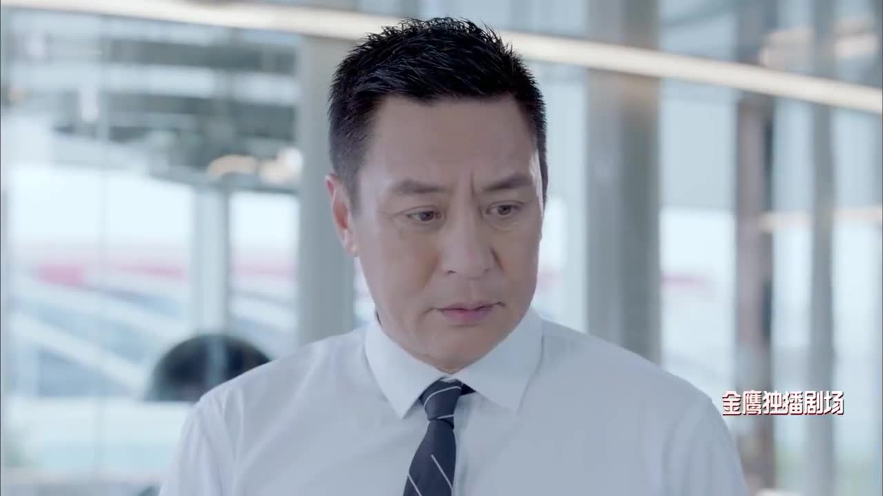 美味奇缘:赵寒掌握了李氏集团的把柄,无奈主编不敢播