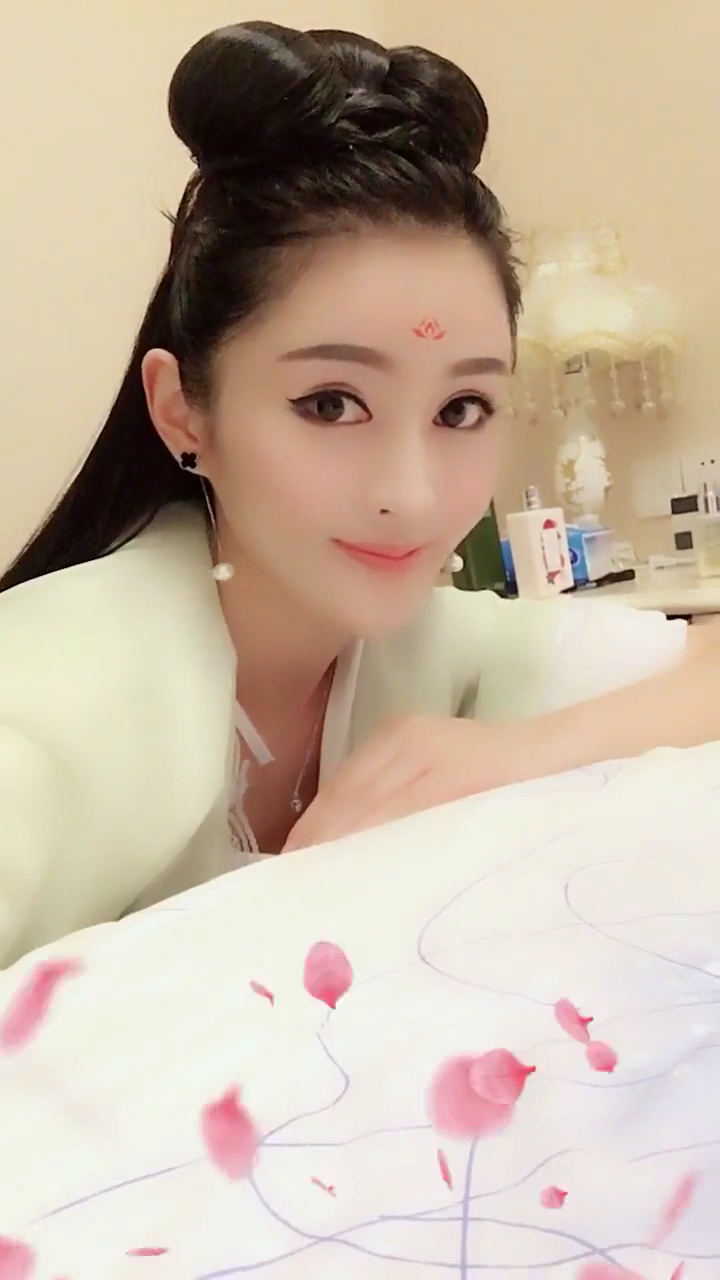 古装仙女吗这样子的你喜欢吗