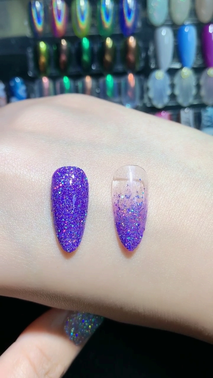 美甲#爆闪爱情紫渐变,超仙