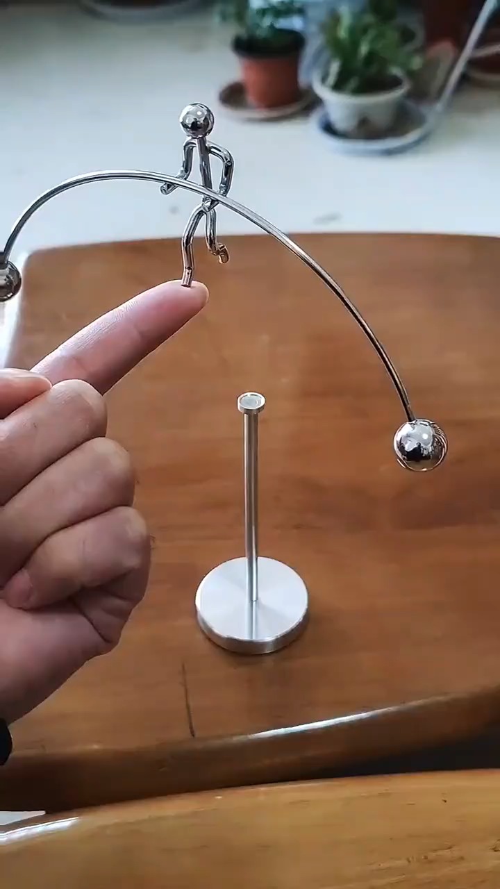 牛人发明的不倒翁,启动的那一刻,才只是惊艳的刚刚开始!