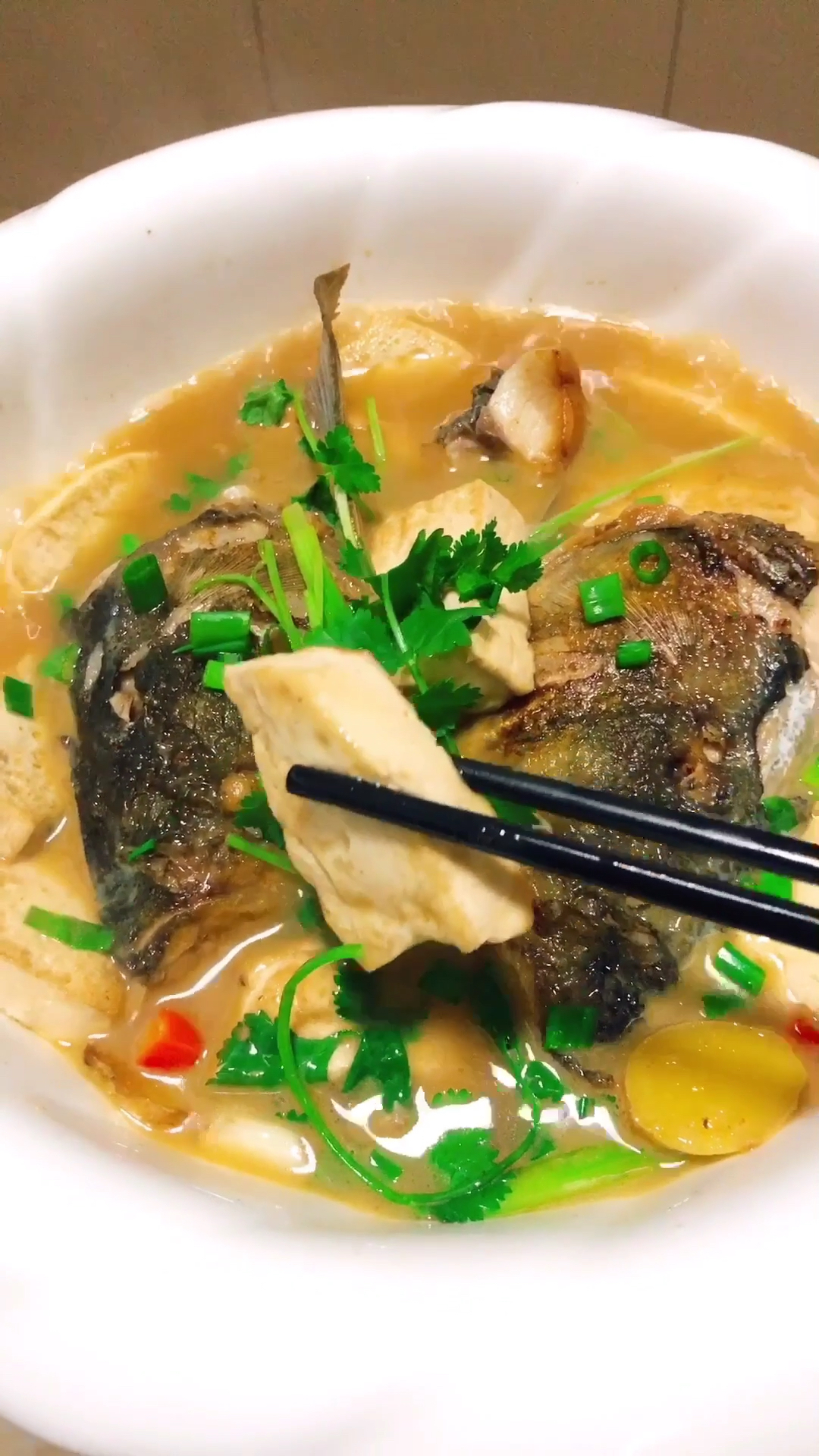 鱼头炖豆腐,第一步