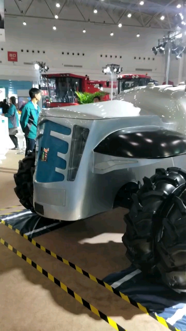 外国大四轮子 你见过吗