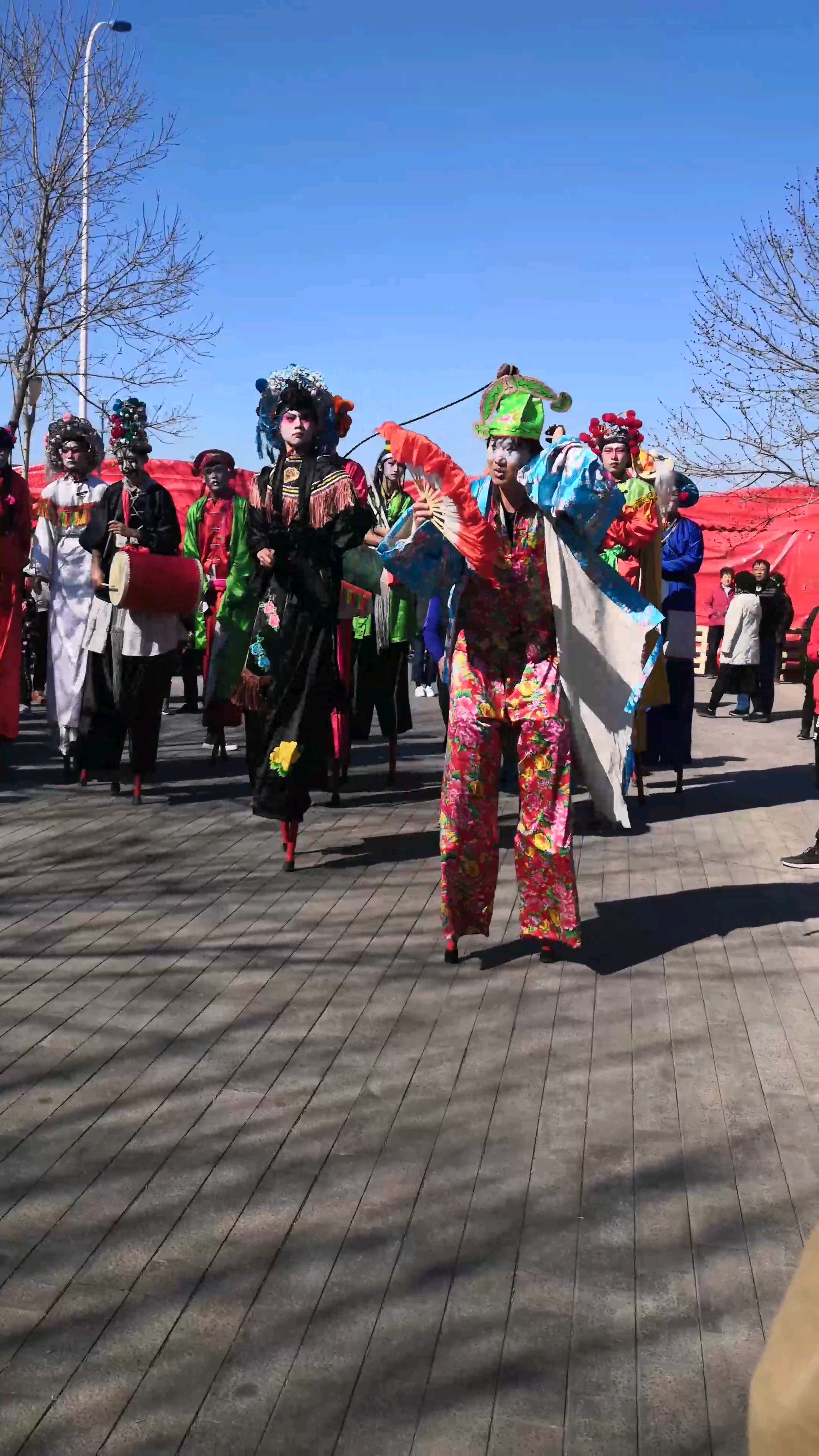 潮音寺庙会高跷2