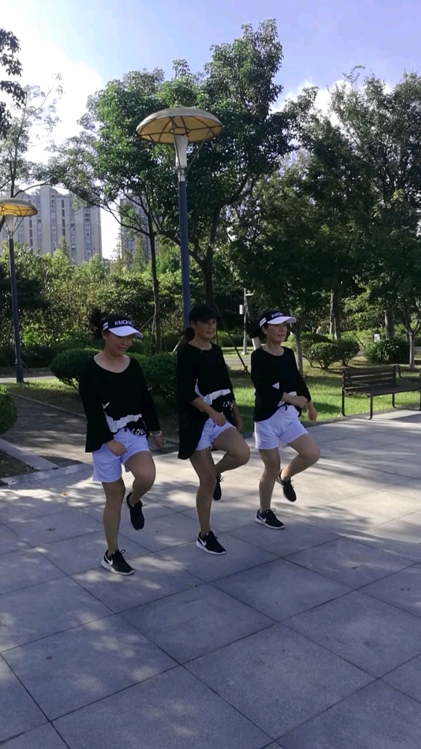 这奔跑姿势太帅了?