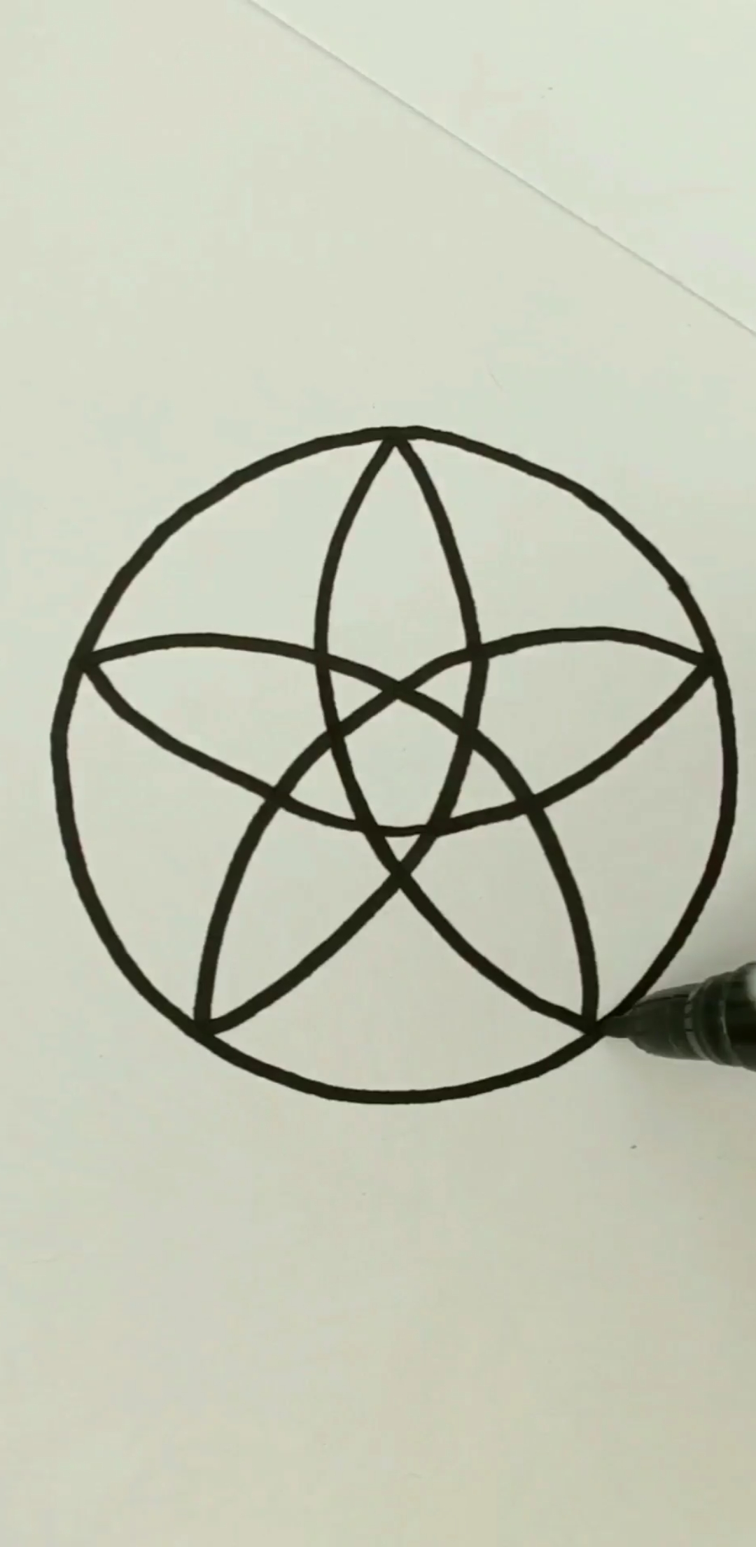 寻找最牛手艺人#谁来挑战一笔画圆