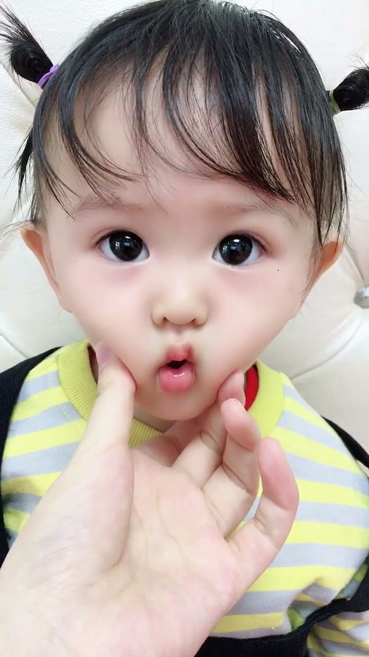 家有萌娃#萌萌的我,你们怎么不喜欢我啦