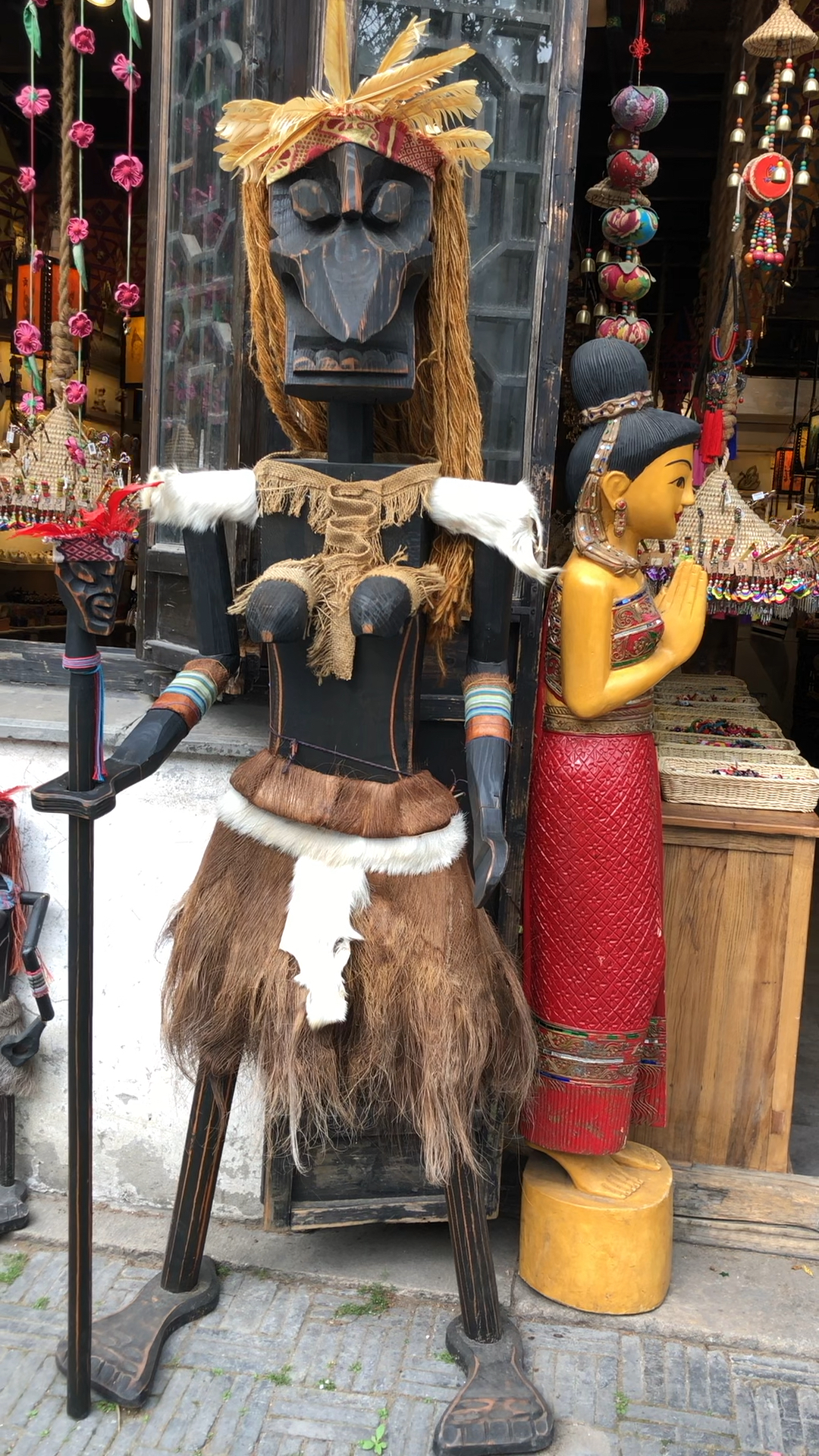 人头马面,吓坏众人