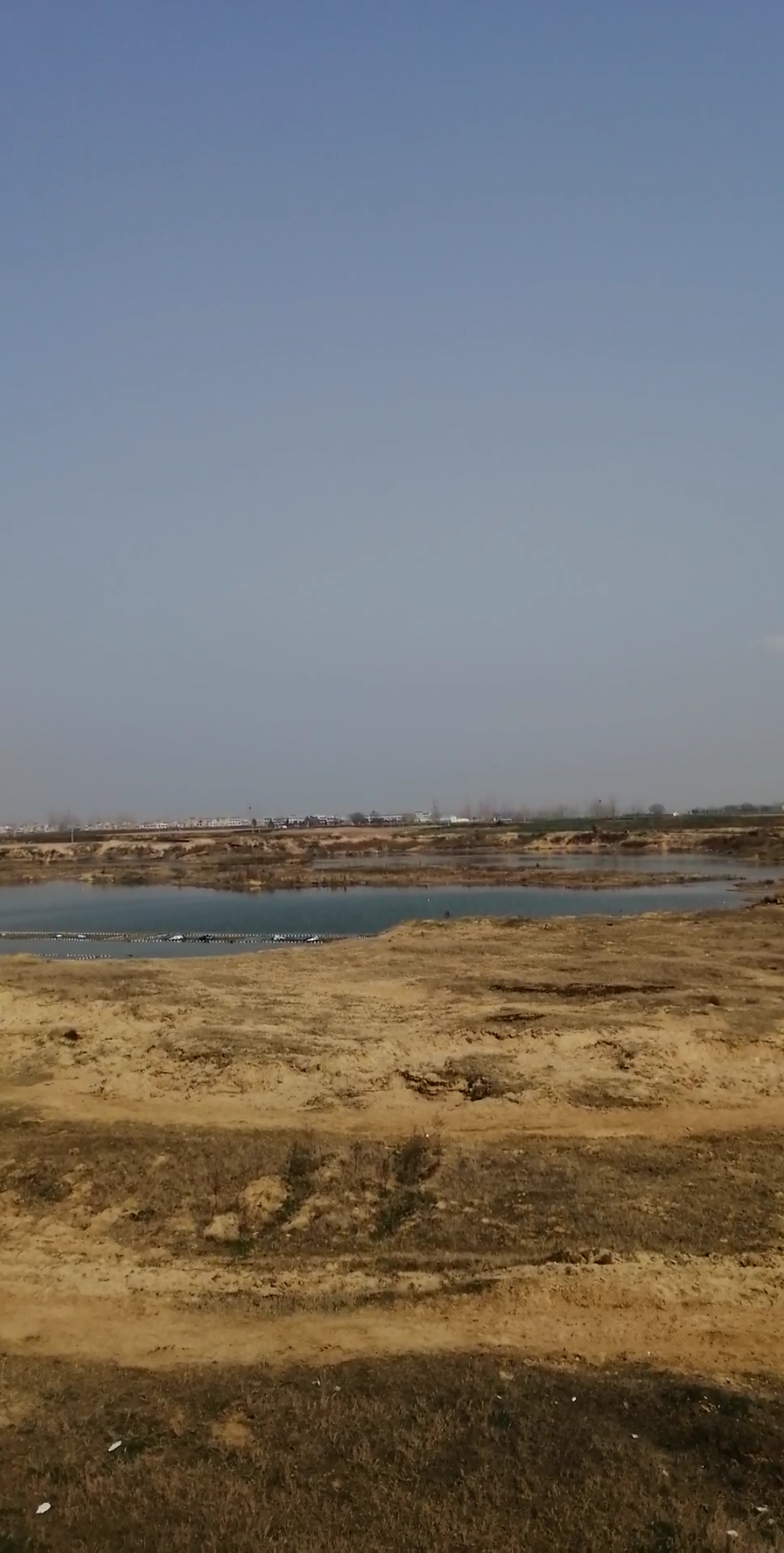 乡村生活#早已不是记忆中的那条大河,满目疮痍,惨不忍睹!