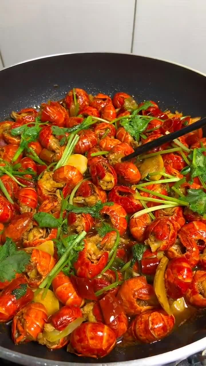虾尾这样烧,下酒菜啊!