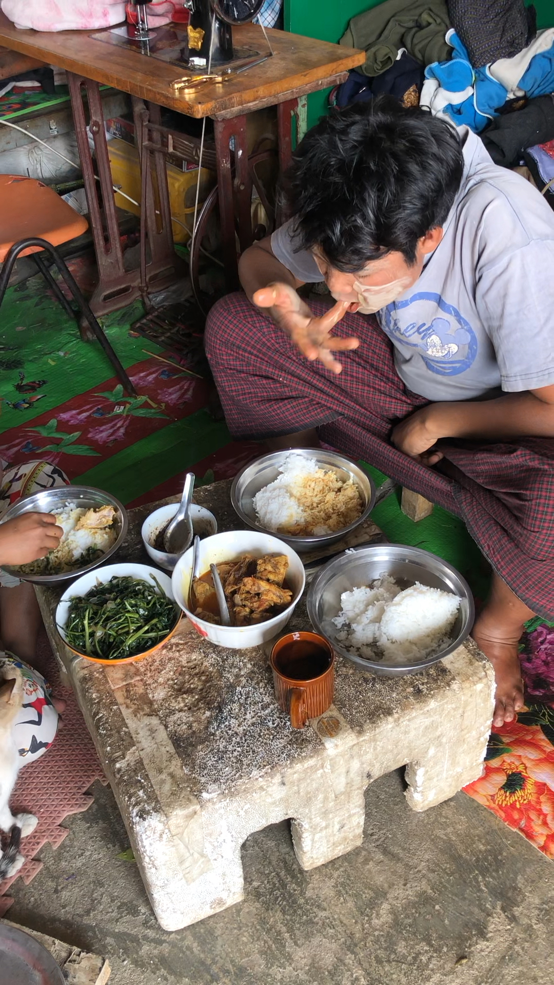缅甸吃饭,方法
