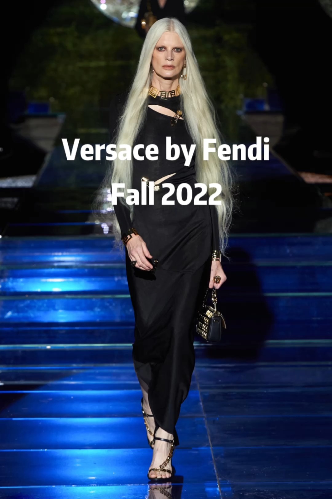 versace2021春夏时装周秀场【versace秀场2023】