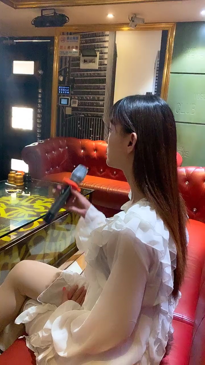 小姐姐唱歌好听