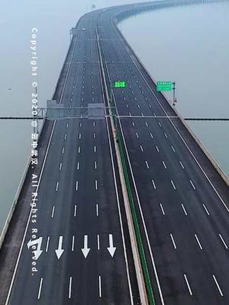 武汉 蔡甸 航拍 武汉四环线蔡甸后官湖特大桥双向八车道限速100小车