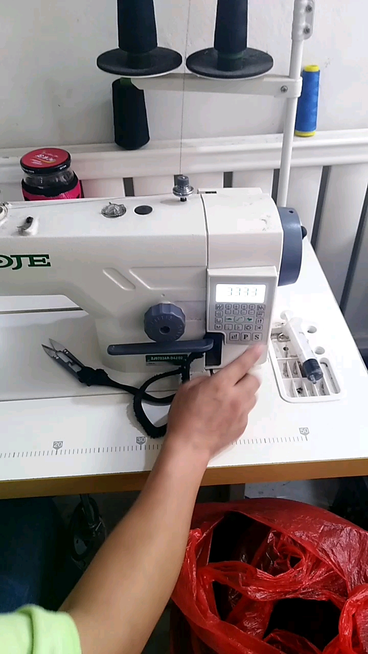 中捷缝纫机不自动断线的调理方法