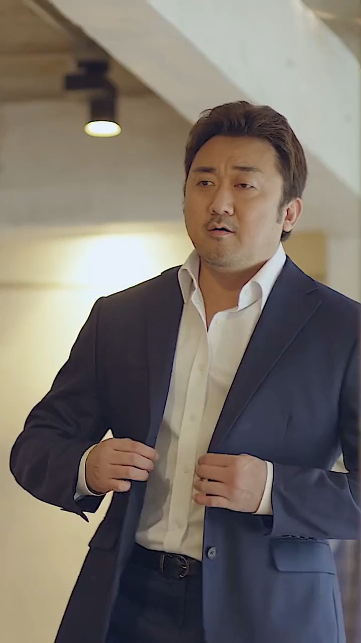 带上墨镜你也能和马叔一样的帅