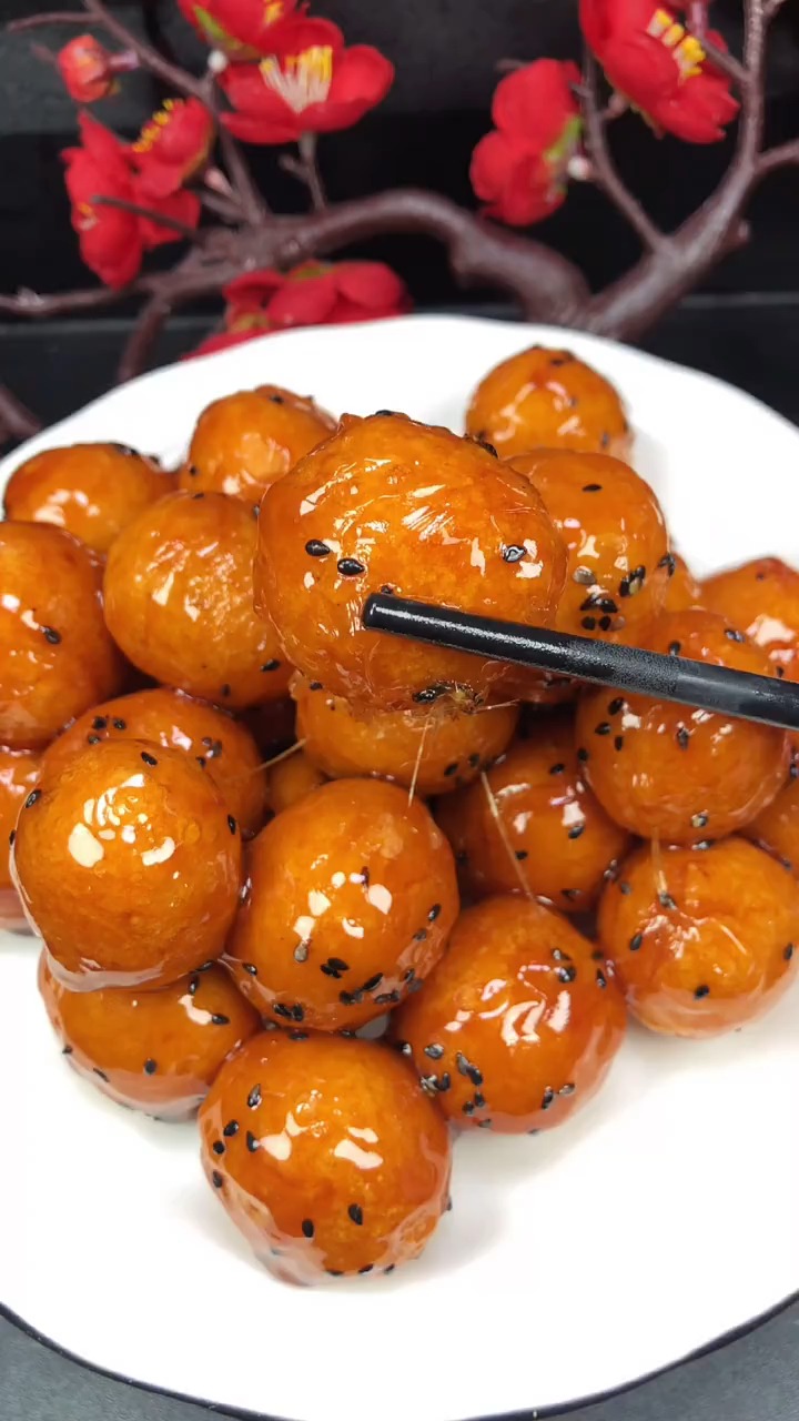 轻知计划#地瓜丸子新吃法拔丝地瓜丸子