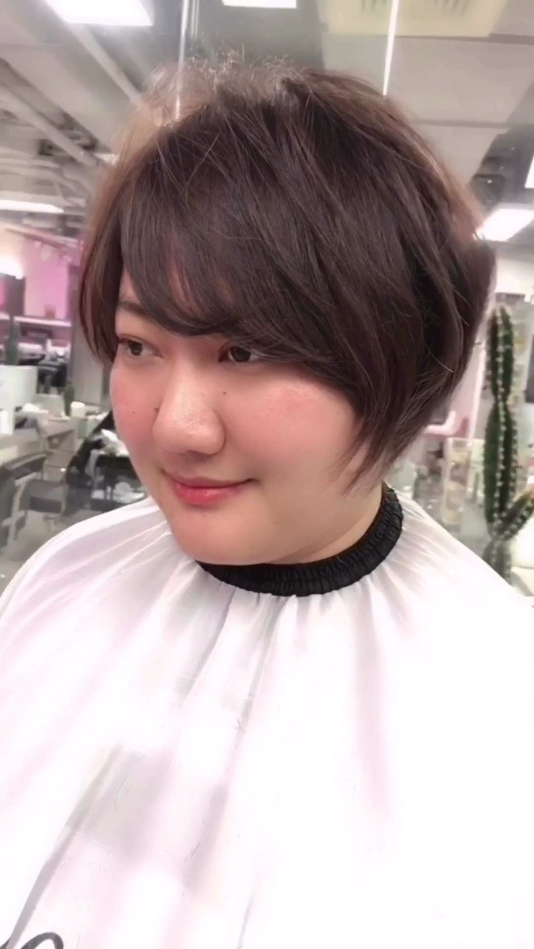 全民正能量圆脸女生适合的短发别再担心自己不洋气了圆脸也可以好看