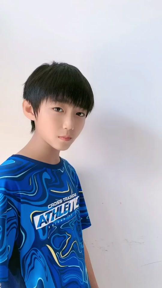 你的爱豆他姓啥?@泽泽锐锐生活号